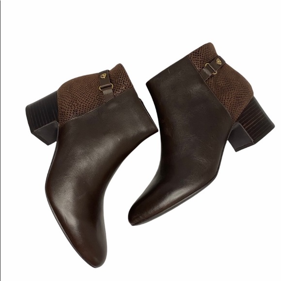Anne Klein Leather block Heel Ankle 
  Boots Brown Snakeskin texture Sz 9.5 - Picture 2 of 10